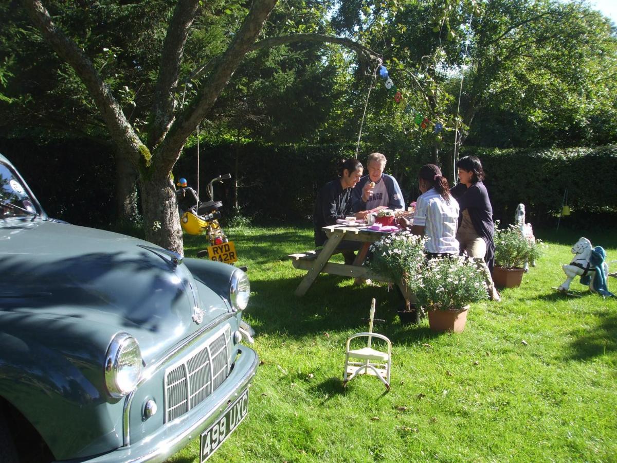 Fosse Farmhouse Holiday Cottages Chippenham  Exterior foto